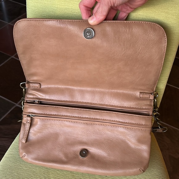 Black & Tan handbag - Picture 4 of 5